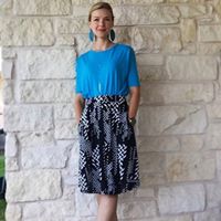 How LuLaRoe Fashion Consultant Stephanie Peterson Drove Customer